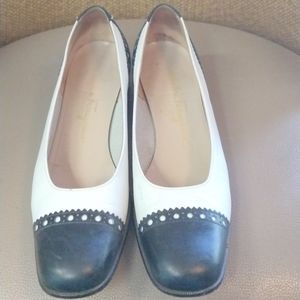 Salvatore Ferragamo flats